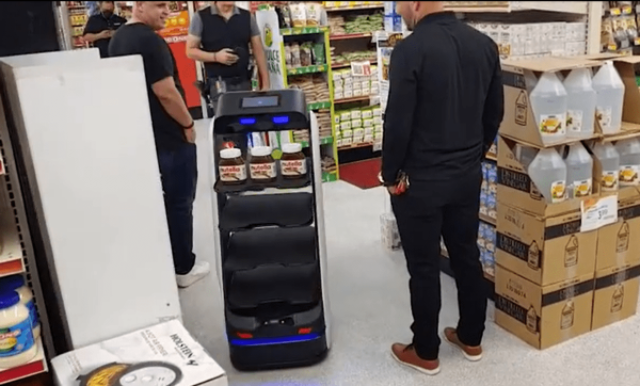 入驻全球连锁超市 擎朗智能产品风靡海外(图2) image.png