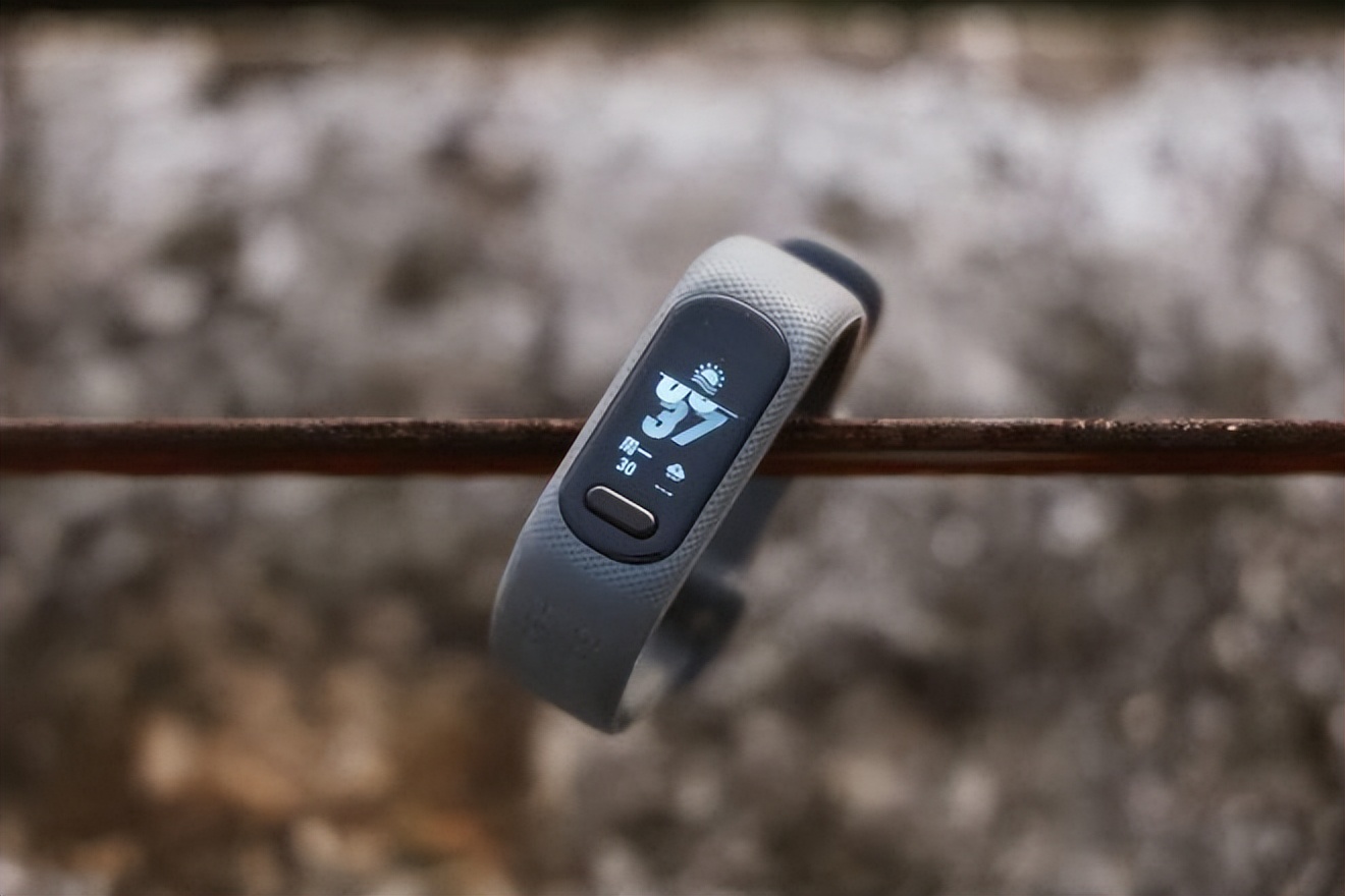 GarminSmart 5:星辰大海中与你同行的智能健康手环(图1) GarminSmart 5:星辰大海中与你同行的智能健康手环