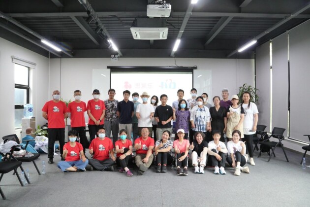思凯乐关注徒步危机事件 携绿野救援联盟开展急救培训(图1)