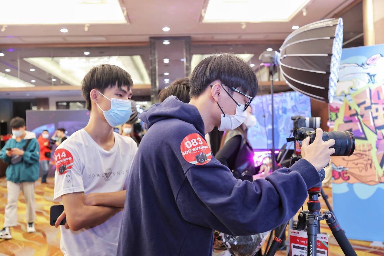 佳倍热爱 无惧挑战 EOS青年影像学院厦门站开讲(图6)
