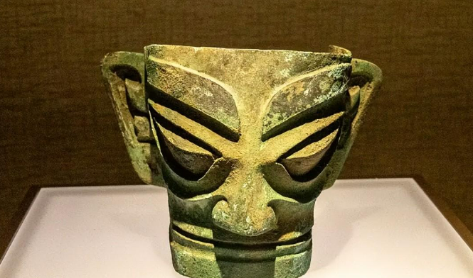 三星堆发现第一对带翅膀神兽 展现出古蜀人的惊人想象力(图3)