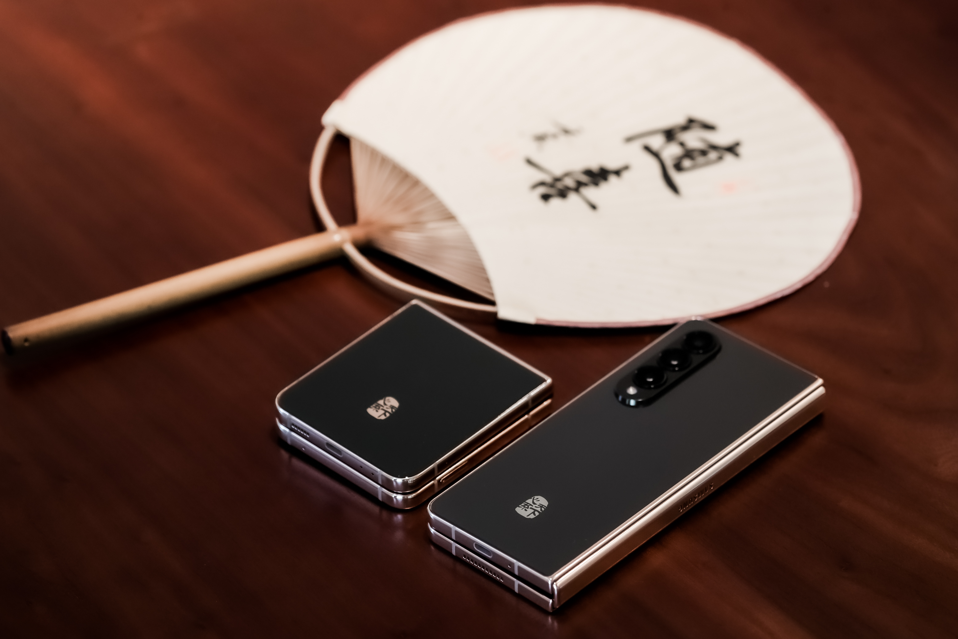 匠心之道 高雅臻礼 心系天下三星W23 | W23 Flip贺新年(图1) 1673243371873016978.jpg