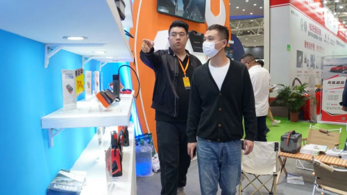 聚焦深圳九州展，卡儿酷携新品亮相，开创汽车电子新潮流