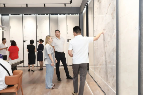 LIFE   DESIGN | 广州唯美LD罗浮宫旗舰店盛大开业，四店同庆，启幕未来