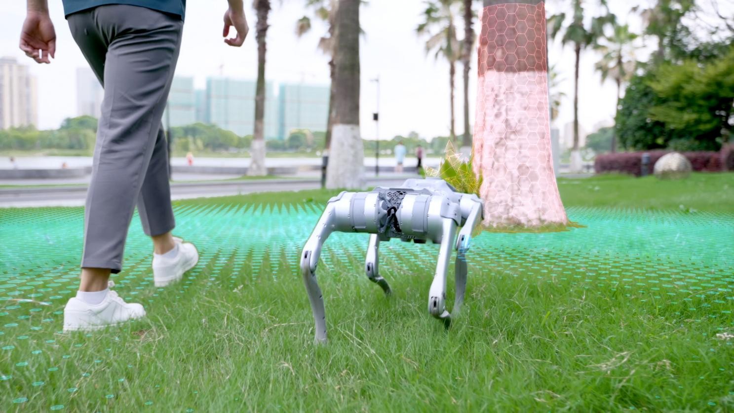 时代新宠:Unitree Go2四足机器人将重塑智能生活(图2)