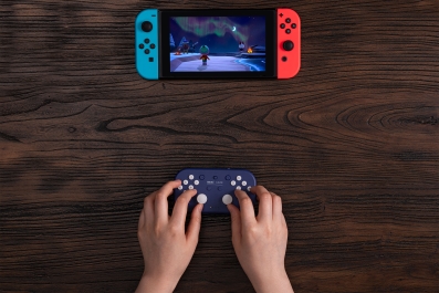 再创捷报:八位堂(8BitDo)Lite SE 蓝牙手柄荣获 IDEA 铜奖(图4)