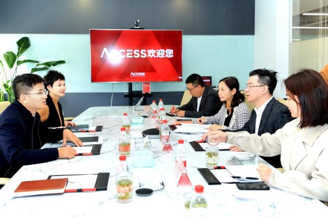 上城区委常委、统战部部长陈健调研艾柯塞斯集团(图2)