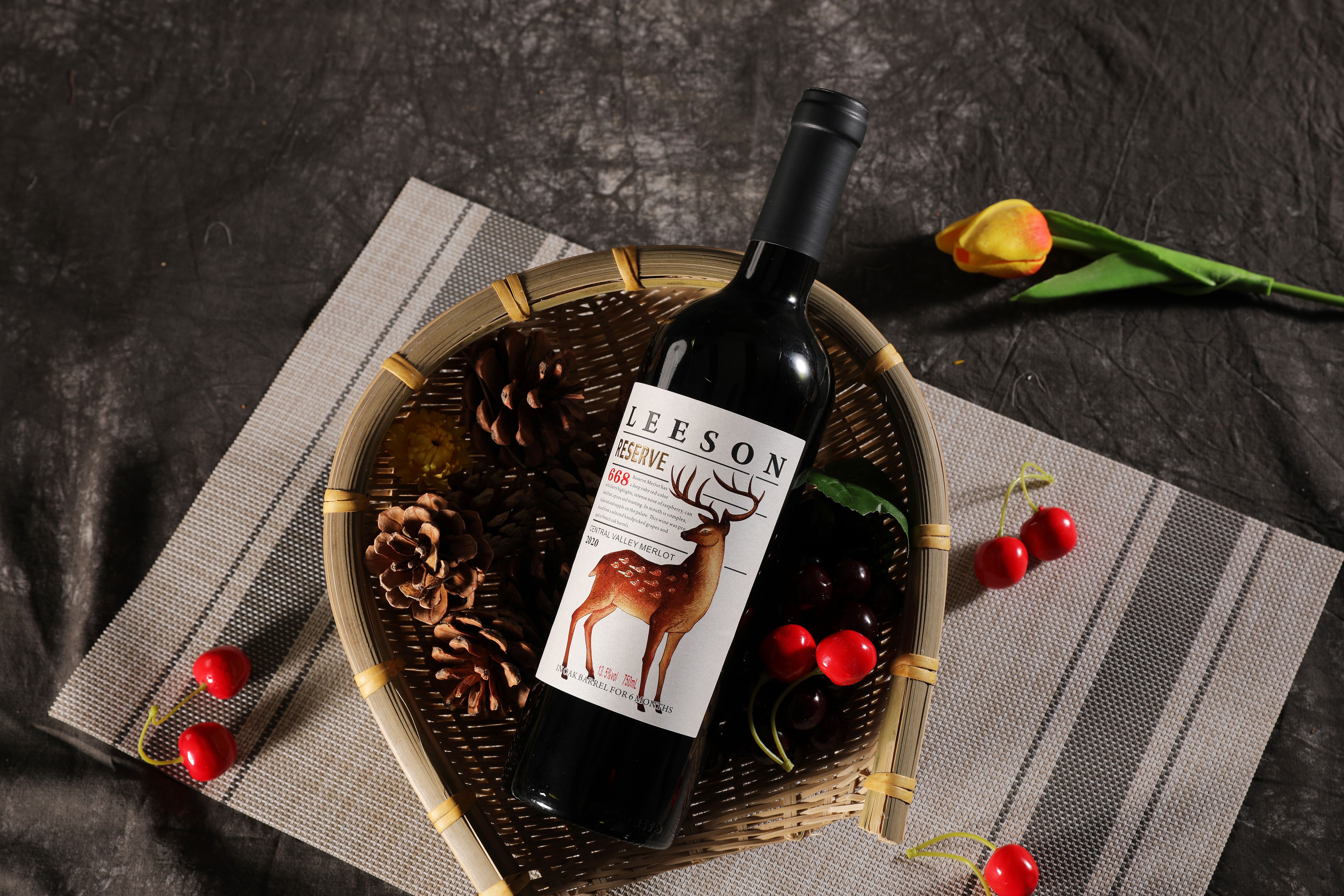 红酒的色彩魔法:探索酒色的奥秘(图4)