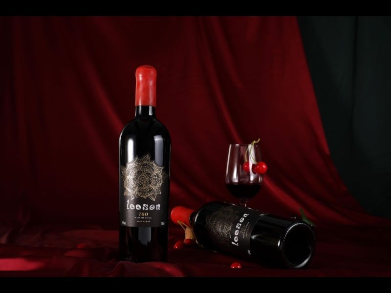 红酒与时尚秀场:品味潮流新风尚(图2)