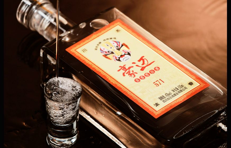 豪迈浓香型白酒:多粮型浓香的时间艺术(图3)