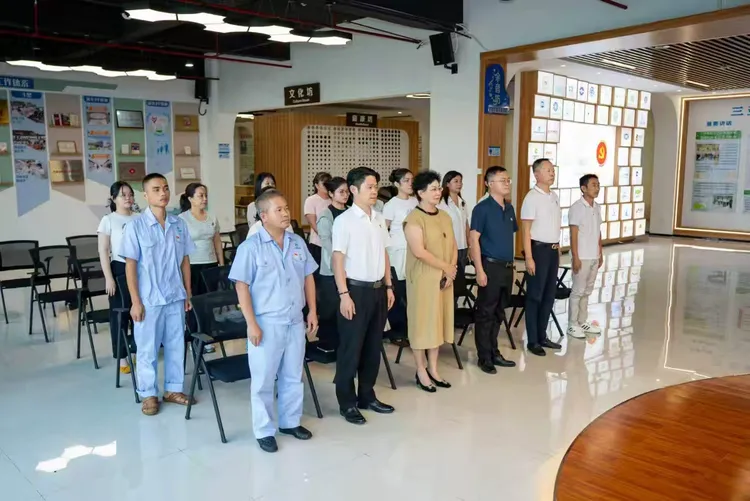 一名党员一面旗:海南云仓酒庄党支部以先锋力量推动企业稳步向前(图6) IMG_256