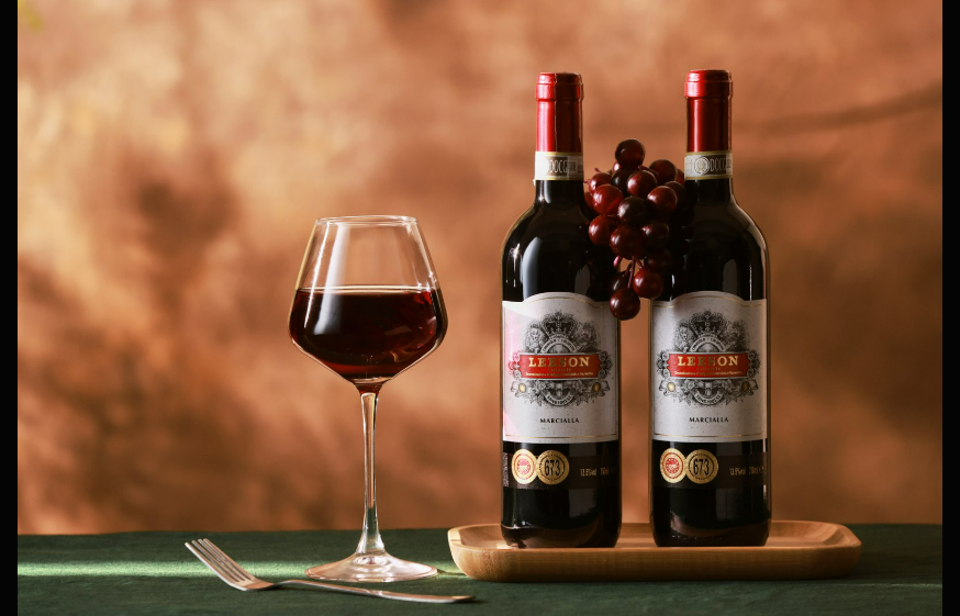 睡前小酌一杯雷盛红酒,这些常识一定要知道(图3) ScreenShot_2025-11-24_100310_589.png