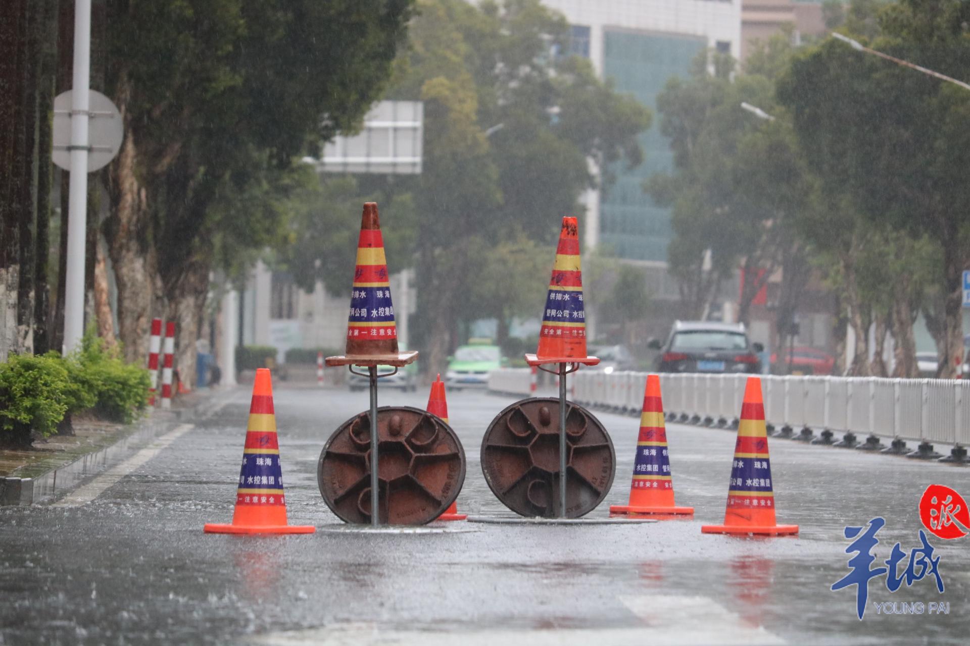 
		         【迎战暴雨】直击一线！广东各地全力迎战暴雨，守护平安
