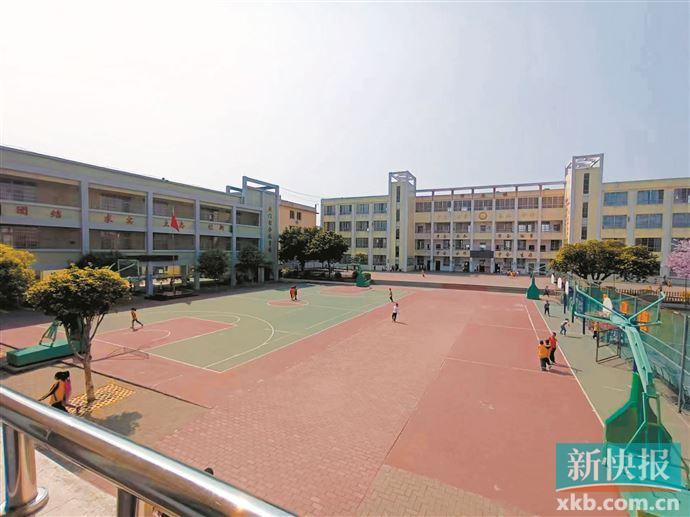 
		         东莞驻南雄黄坑镇帮扶工作队：写好教育帮扶答卷
		 
