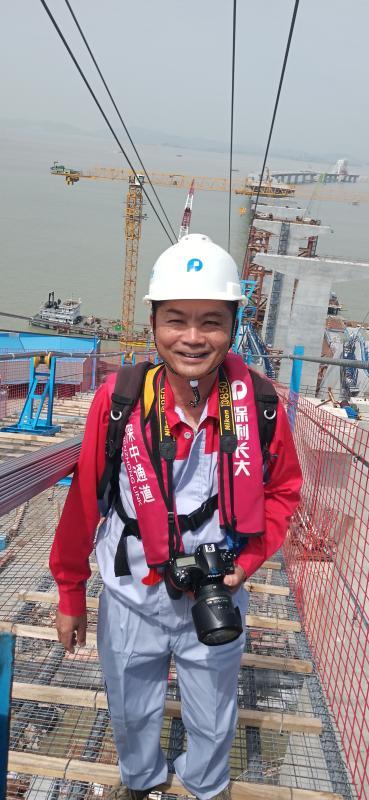 
		         沈卫东：用上千幅图像记录深中通道建设瞬间 | 我和我的