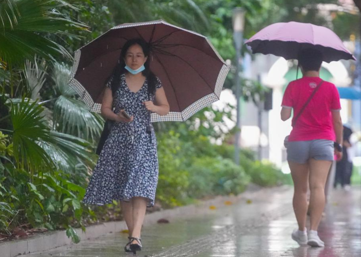 
		         我国多地将有强降水过程，广东或局部暴雨但难缓高温
	