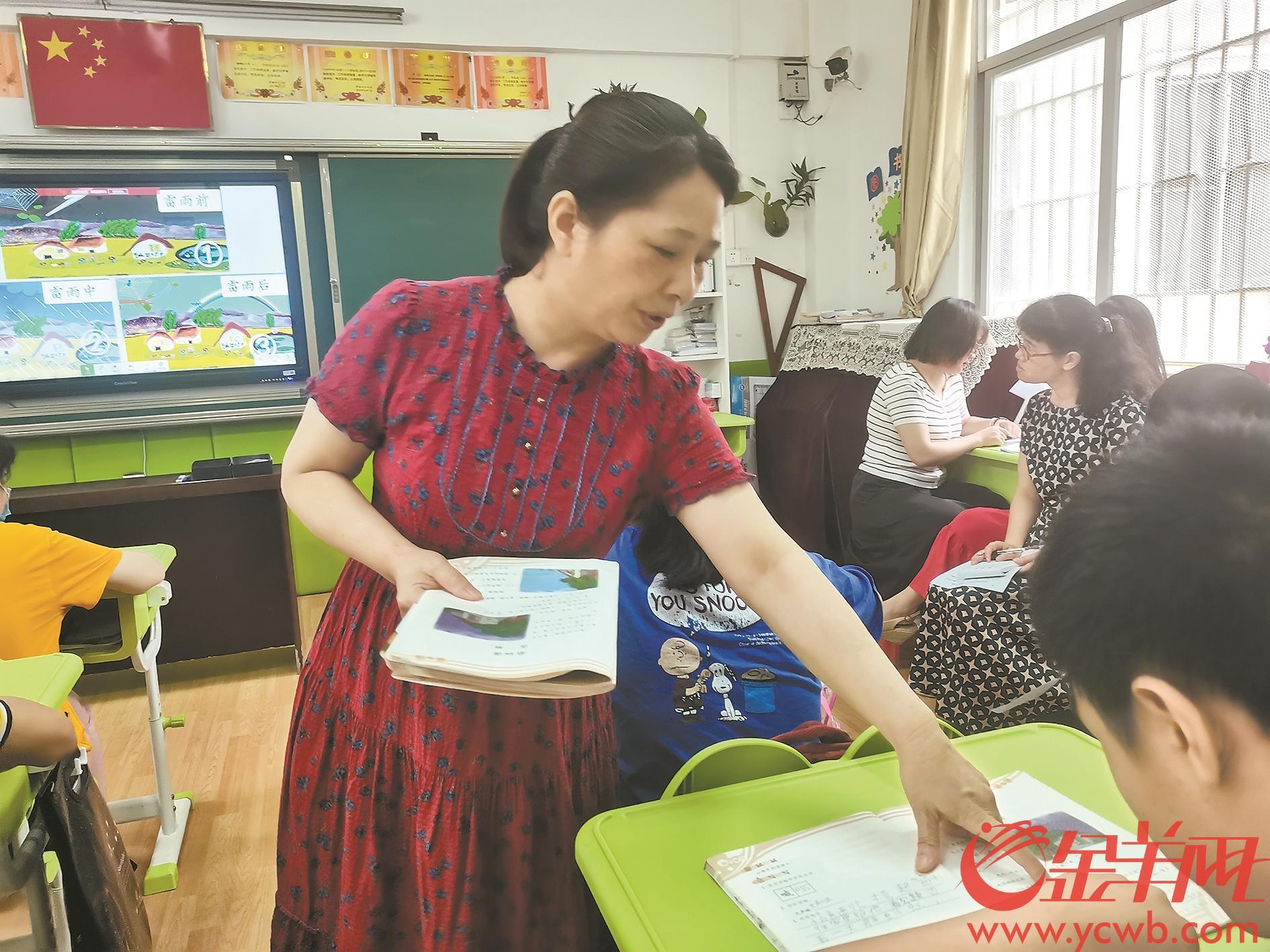 
		         【中国梦·践行者】云浮罗定市特殊教育学校教师张颖：用爱