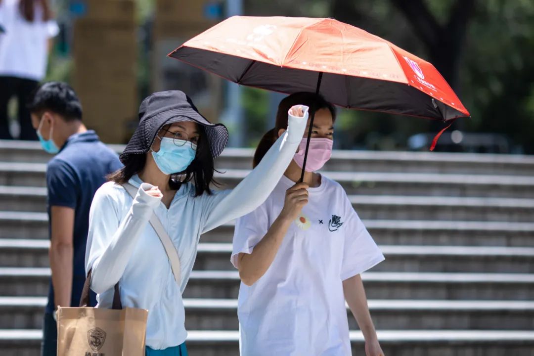
		         99个高温预警生效！一地挂上今年首个高温红色预警！至于