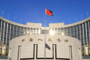 53.7%企业家认为宏观经济“偏冷”，60％银行家认为货币政策“适度”
