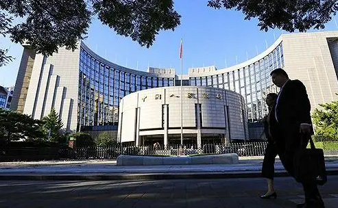 央行加大“补水”力度 流动性平稳跨月无虞